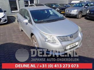 Coche siniestrado Toyota Avensis Avensis Wagon (T27), Combi, 2008 / 2018 1.8 16V VVT-i 2009/5