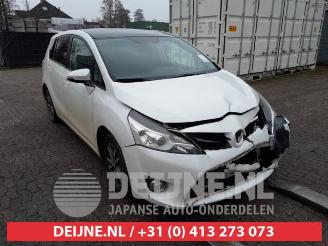 Auto da rottamare Toyota Verso Verso, MPV, 2009 / 2018 2.0 16V D-4D-F 2013