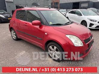 Coche siniestrado Suzuki Swift Swift (ZA/ZC/ZD1/2/3/9), Hatchback, 2005 / 2011 1.3 VVT 16V 2006/1