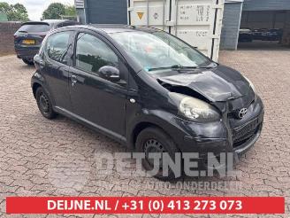 Uttjänta bilar auto Toyota Aygo Aygo (B10), Hatchback, 2005 / 2014 1.0 12V VVT-i 2009/4