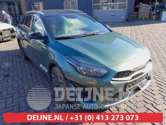 Auto da rottamare Kia Cee d Ceed Sportswagon (CDF), Combi 5-drs, 2018 1.5 T-GDI 16V 2024/6