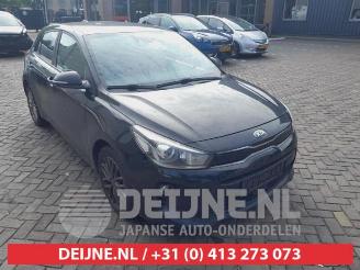 demontáž osobní automobily Kia Rio Rio IV (YB), Hatchback, 2017 1.0i T-GDi 100 12V 2017/7