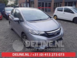 Salvage car Honda Jazz Jazz (GK/GP), Hatchback, 2015 1.3 -i-VTEC 16V 2016