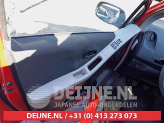 Toyota Yaris Yaris II (P9), Hatchback, 2005 / 2014 1.0 12V VVT-i picture 10