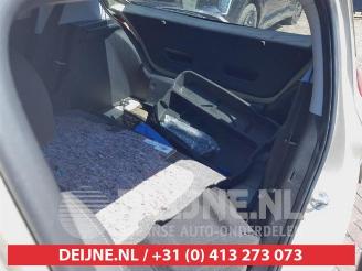 Hyundai I-20 i20, Hatchback, 2008 / 2015 1.2i 16V picture 12