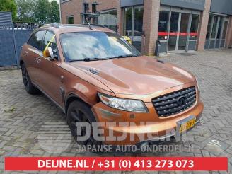 Démontage voiture Infiniti FX FX (S50), SUV, 2003 / 2008 45 4.5i 32V VVT AWD 2004/11