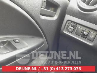 Mitsubishi Space-star Space Star (A0), Hatchback, 2012 1.0 12V picture 14