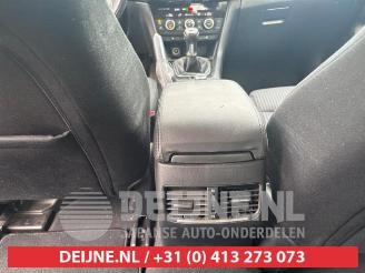 Mazda 6 6 (GJ/GH/GL), Sedan, 2013 2.2 SkyActiv-D 150 16V picture 26