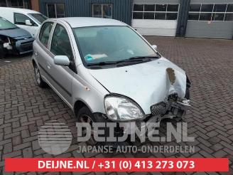 Auto da rottamare Toyota Yaris Yaris (P1), Hatchback, 1999 / 2005 1.3 16V VVT-i 2005/11