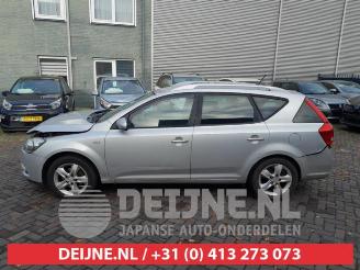 Kia Cee d Cee'd Sporty Wagon (EDF), Combi, 2007 / 2012 1.4 16V picture 4