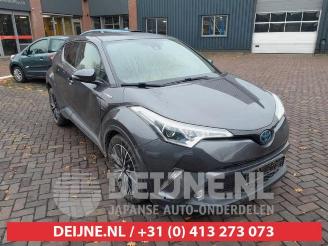 demontáž osobní automobily Toyota C-HR C-HR (X1,X5), SUV, 2016 1.8 16V Hybrid 2017/8