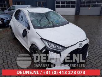Uttjänta bilar auto Toyota Yaris Yaris IV (P21/PA1/PH1), Hatchback, 2020 1.5 12V Hybrid 115 2024/3