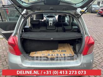 Toyota Yaris Yaris II (P9), Hatchback, 2005 / 2014 1.3 16V VVT-i picture 21