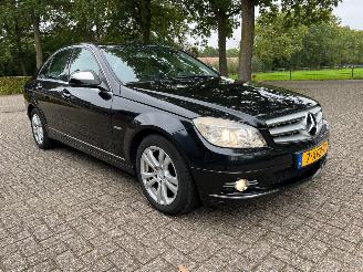 krockskadad bil auto Mercedes C-klasse c200 cdi Avantgarde 2007/11