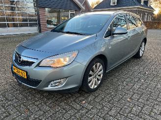 Unfallwagen Opel Astra 1.7 cdti Sports Tourer Cosmo 2012/1