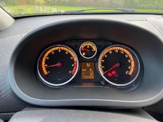 Opel Corsa 1.2i Edition Automaat picture 14