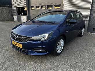 Damaged car Opel Astra Sports Tourer 1.2i NAVI / CRUISE / CAMERA / XENON 2021/7