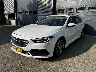 uszkodzony samochody osobowe Opel Insignia SPORTS TOURER 1.5 TURBO / PANODAK / OPC LINE / EXPORT PRIJS 2018/7