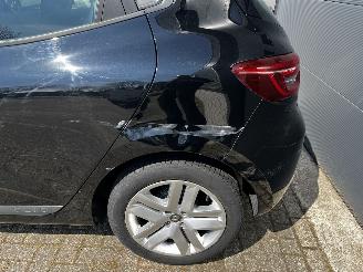 Renault Clio 1.0 TCe CLIMA / CRUISE / NAVI picture 8