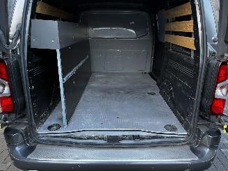 Opel Combo 1.5D L2 H1 CLIMA / CRUISE / NAVI / CAMERA / 130PK picture 23