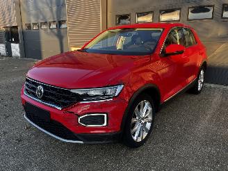 Coche accidentado Volkswagen T-Roc 1.5 TSI CAMERA / PDC / NAVI / STOELVERW /150PK 2020/4