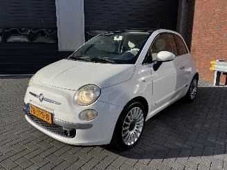 Unfallwagen Fiat 500 1.2i LOUNGE / AUTOMAAT / PANODAK 2009/7