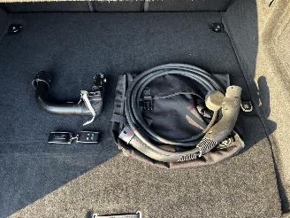 Jaguar F-Pace 2.0 P400e BLACK EDITION PHEV picture 19