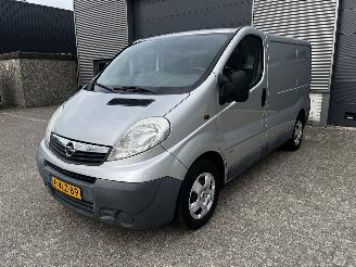 škoda osobní automobily Opel Vivaro 2.0 CDTI L1 H1 AIRCO / CRUISE / NAVI / TREKHAAK 2011/3