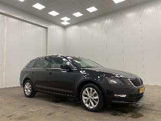 uszkodzony samochody osobowe Skoda Octavia 1.0 TSI  Ambition Navi Clima 2017/7