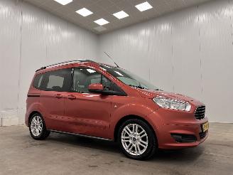 Voiture accidenté Ford Tourneo Courier 1.0 Titanium Navi Airco 2014/7