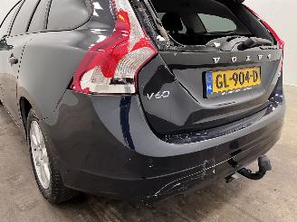 Volvo V-60 2.0 D2 Kinetic Navi Clima picture 16
