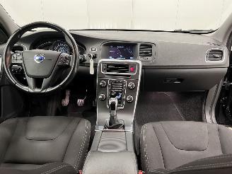 Volvo V-60 2.0 D2 Kinetic Navi Clima picture 11
