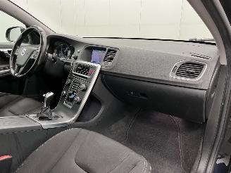 Volvo V-60 2.0 D2 Kinetic Navi Clima picture 12