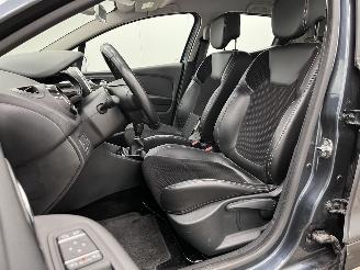 Renault Clio 0.9 TCe Intens 5-drs Navi Clima picture 8