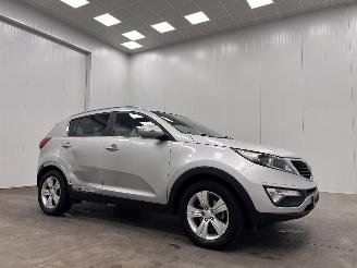 krockskadad bil auto Kia Sportage 1.6 GDI X-Ecutive Plus Pack 2011/5