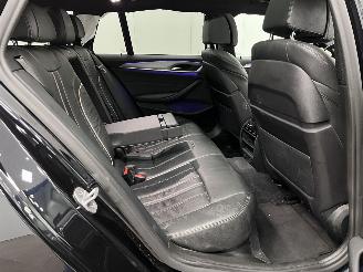 BMW 5-serie Touring 520i Autom. M-Sport Panoramadak Navi Clima picture 11