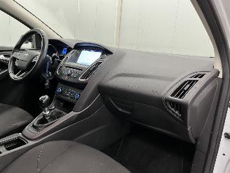 Ford Focus Wagon 1.5 TDCI Lease Edition Navi Airco picture 12