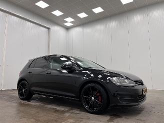 Vaurioauto  passenger cars Volkswagen Golf 1.4 TSI 5-drs Clima 2014/3