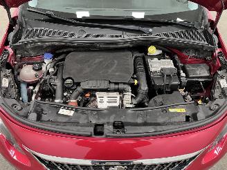 Peugeot 2008 1.2 PureTech Allure Panoramadak Navi Clima picture 16