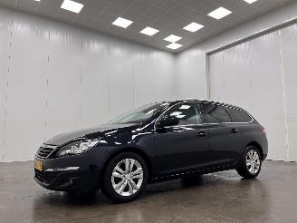 Peugeot 308 1.6 BlueHDI Executive Panoramadak Navi Clima picture 4