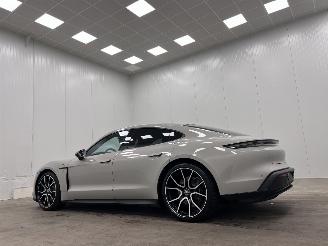 Porsche Taycan Panoramadak picture 3