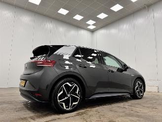 Volkswagen ID.3 First Plus 58 kWh picture 2