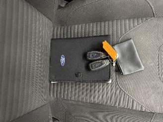 Ford Focus Wagon 1.0 First Edition Navi Clima picture 13
