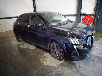 Sloopauto Peugeot 208 1.2 THP 2021/12