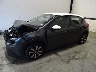 Coche siniestrado Citroën C3 1.2 VTI 2017/6