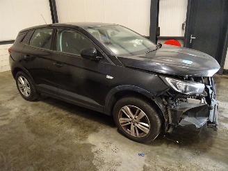 Démontage voiture Opel Grandland 1.2 TURBO 2018/3