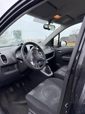 Opel Agila 1.0 picture 5