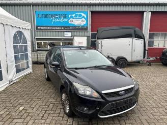 Salvage car Ford Focus Focus 2, Hatchback, 2004 / 2012 1.8 16V 2009/10