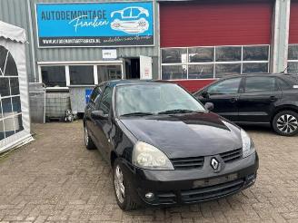 Salvage car Renault Clio Clio II (BB/CB), Hatchback, 1998 / 2016 1.2 16V 2007/2