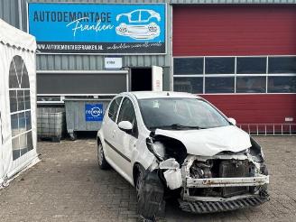 Coche siniestrado Citroën C1 C1, Hatchback, 2005 / 2014 1.0 12V 2010/1